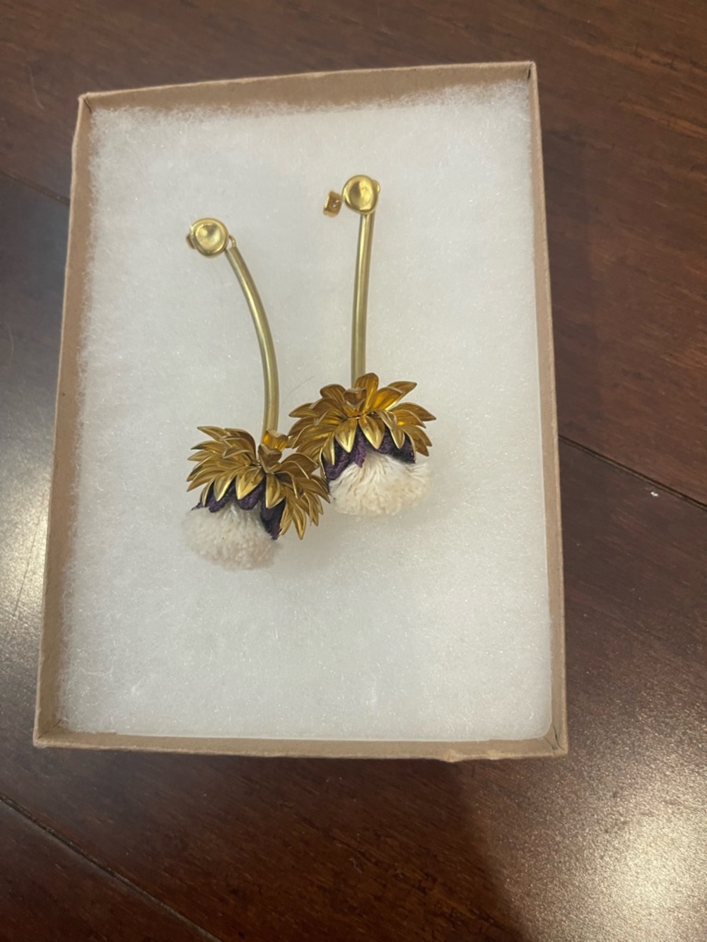 gold dandelion statement earrings new without tags - Picture 1 of 8